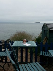 di fronte all'isola di May